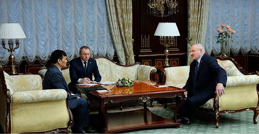Лукашенко: Беларусь полна решимости развивать экономическое сотрудничество с Вьетнамом
