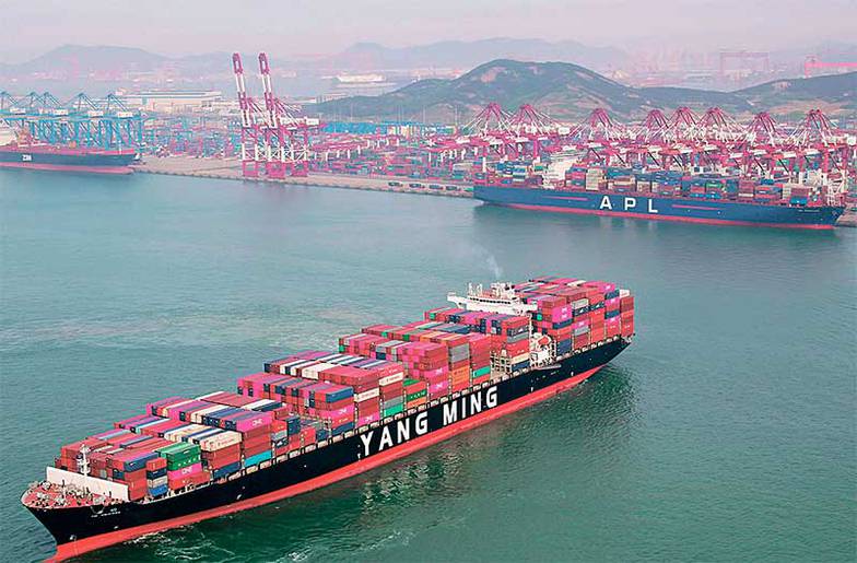 Спустя четыре года после начала торговой вой ны между США и Китаем структура торговли между ними так и не изменилась