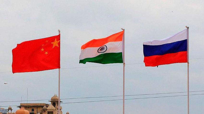 Эксперты объяснили, как ось Россия-Индия-Китай станет альтернативой доминированию США